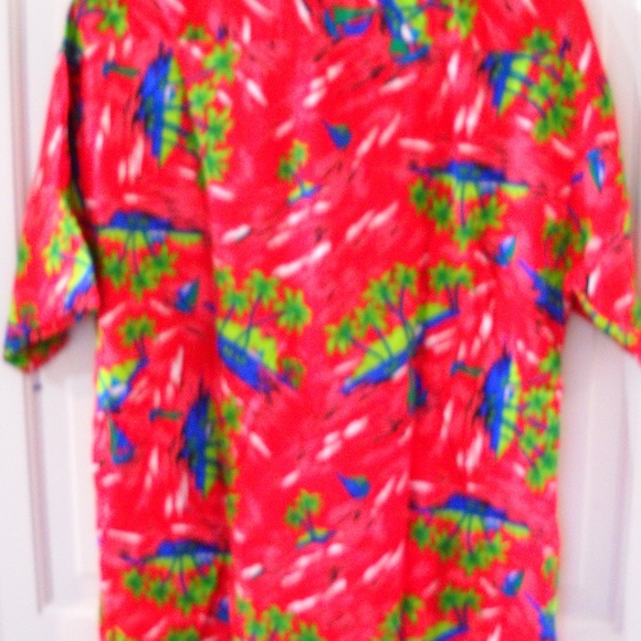 MEN'S GENUINE HAWAIIAN SHIRT SIZE M - Picture 2 of 3